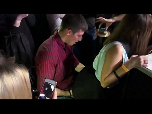 ❤️ Tinuod nga sekso sa usa ka nightclub sa Russia. Ang 18-anyos nga Ruso nga babaye sa anus ug puwerta nakighilawas sa usa ka nightclub ️ Porno sa ceb.eggporncomics.ru